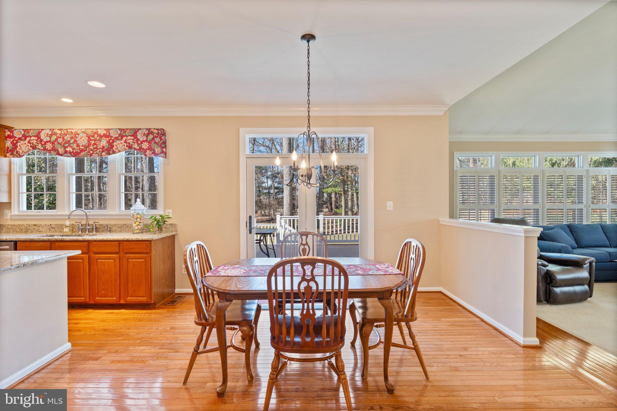 VINEYARD OAK - Residential