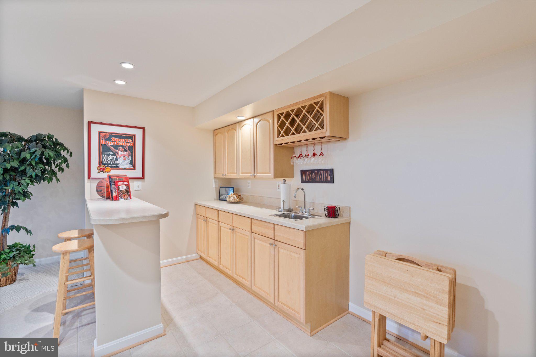 VINEYARD OAK - Residential