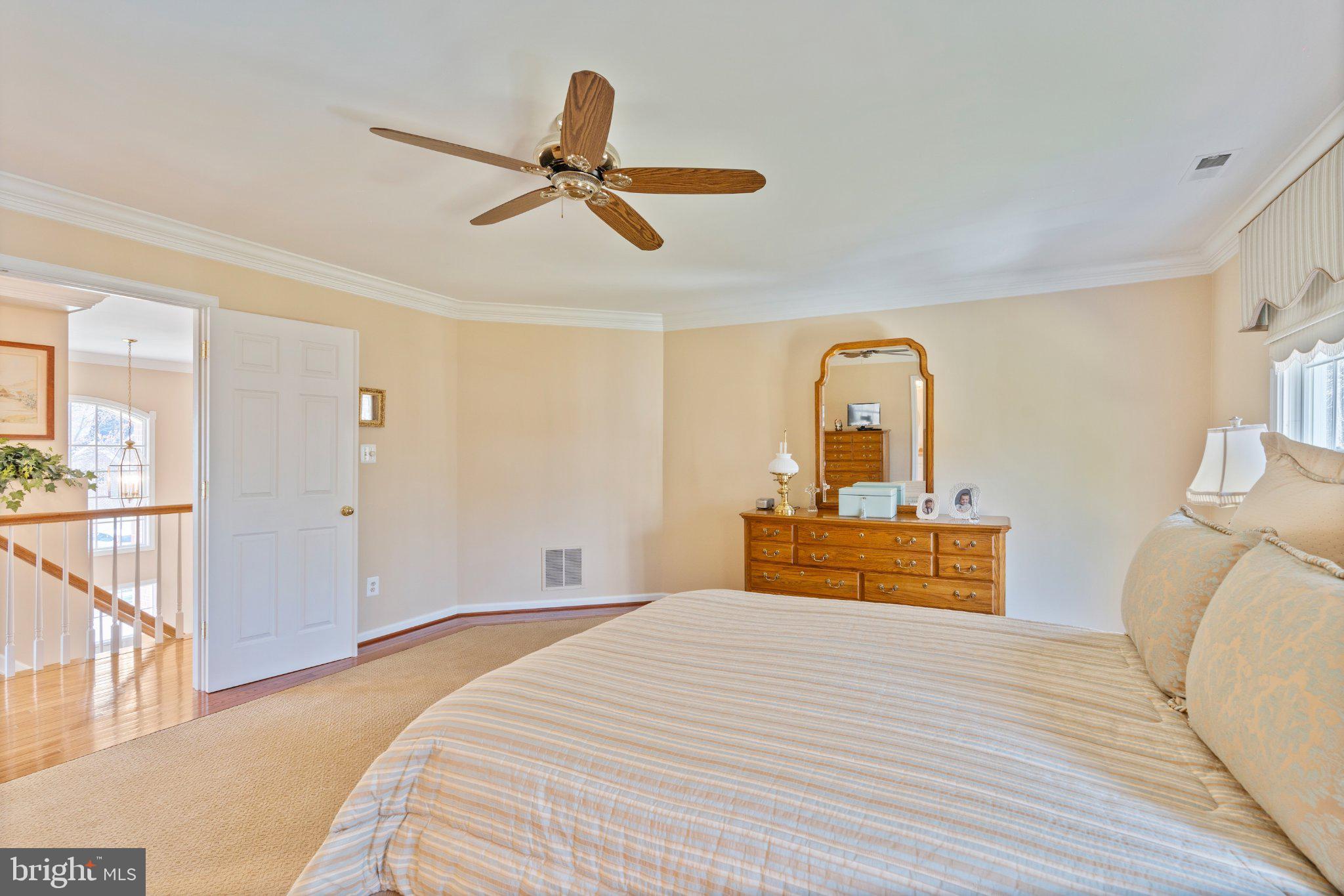 VINEYARD OAK - Residential