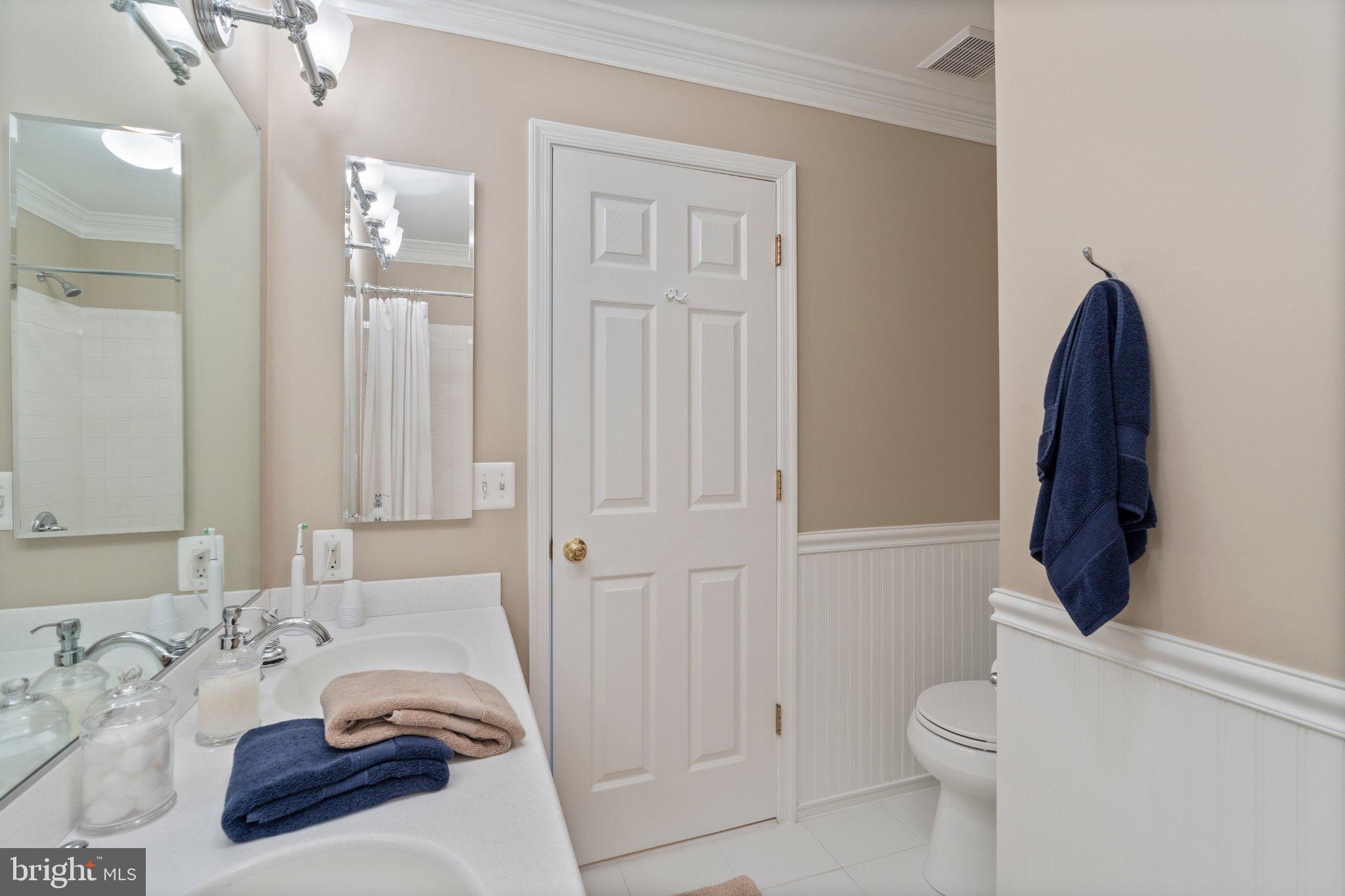 VINEYARD OAK - Residential