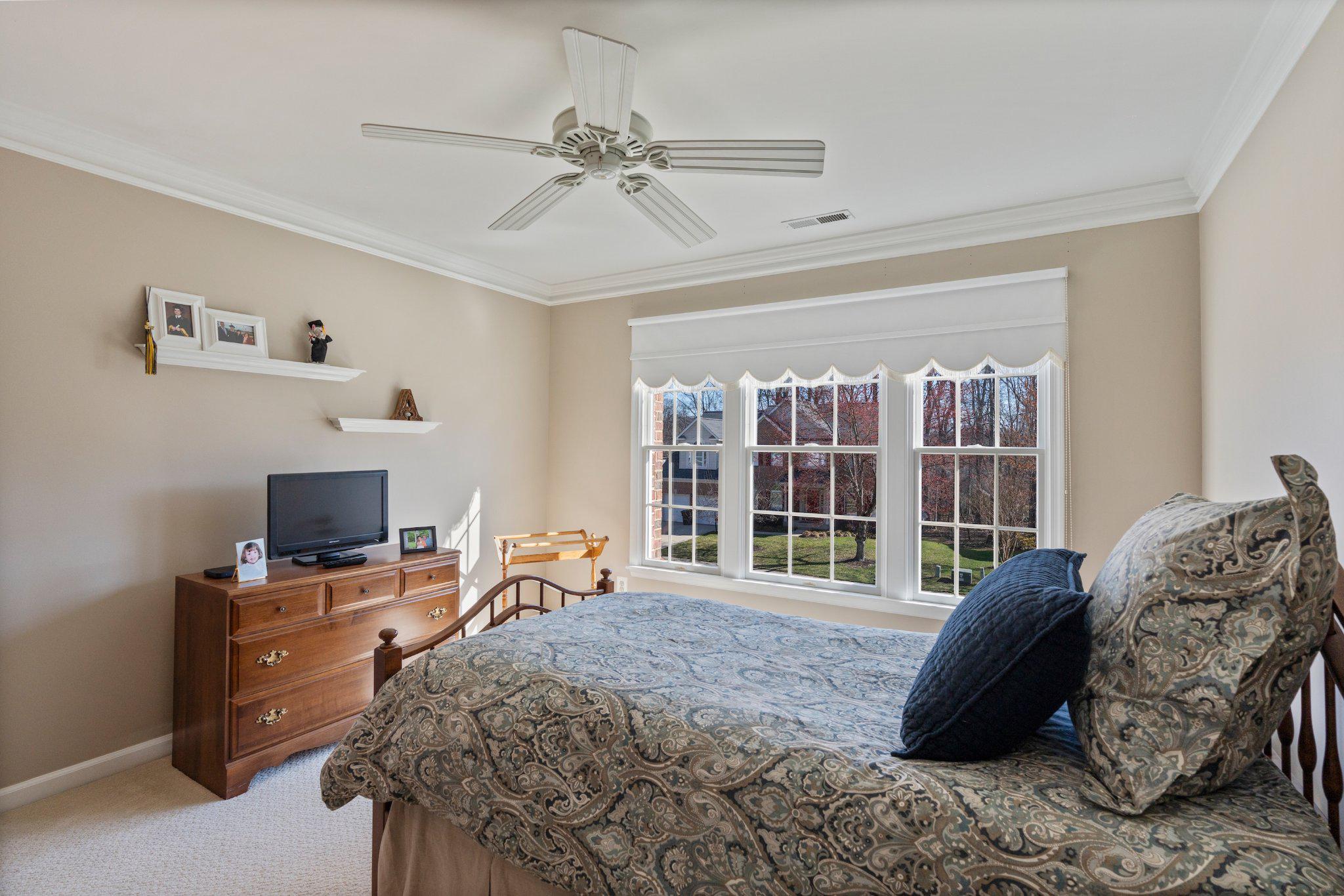 VINEYARD OAK - Residential