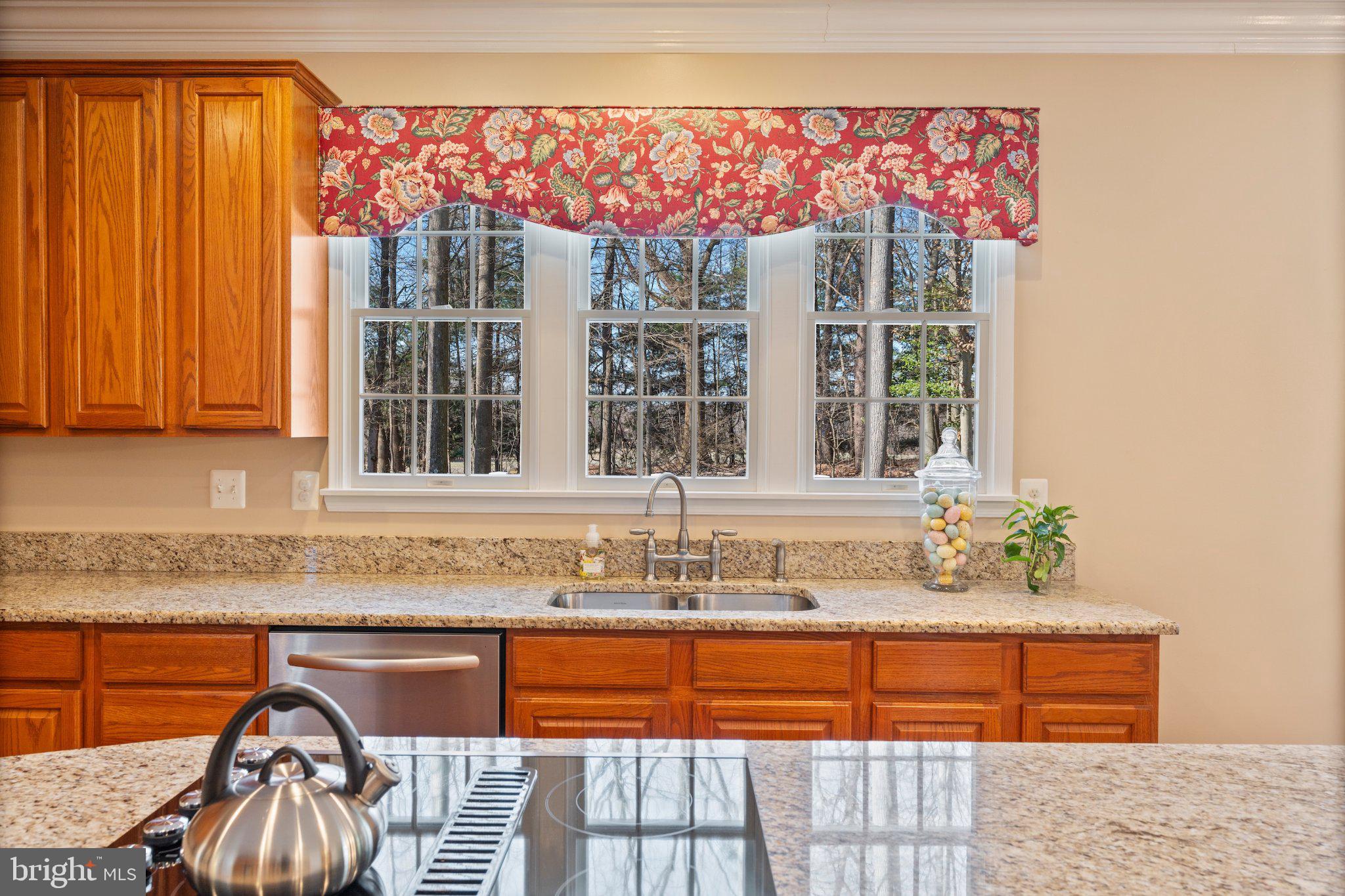 VINEYARD OAK - Residential