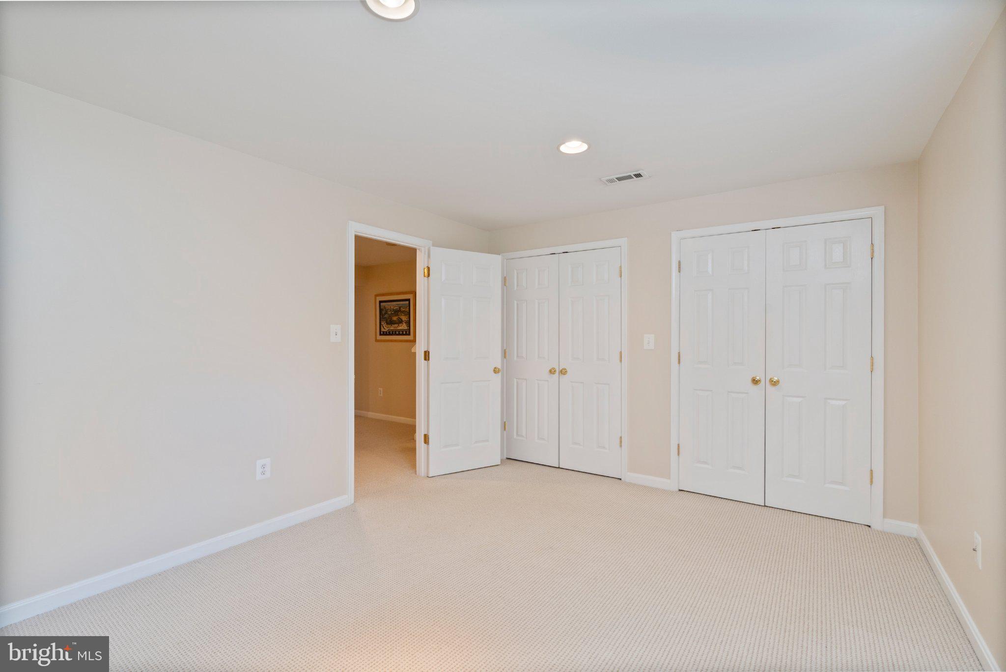 VINEYARD OAK - Residential