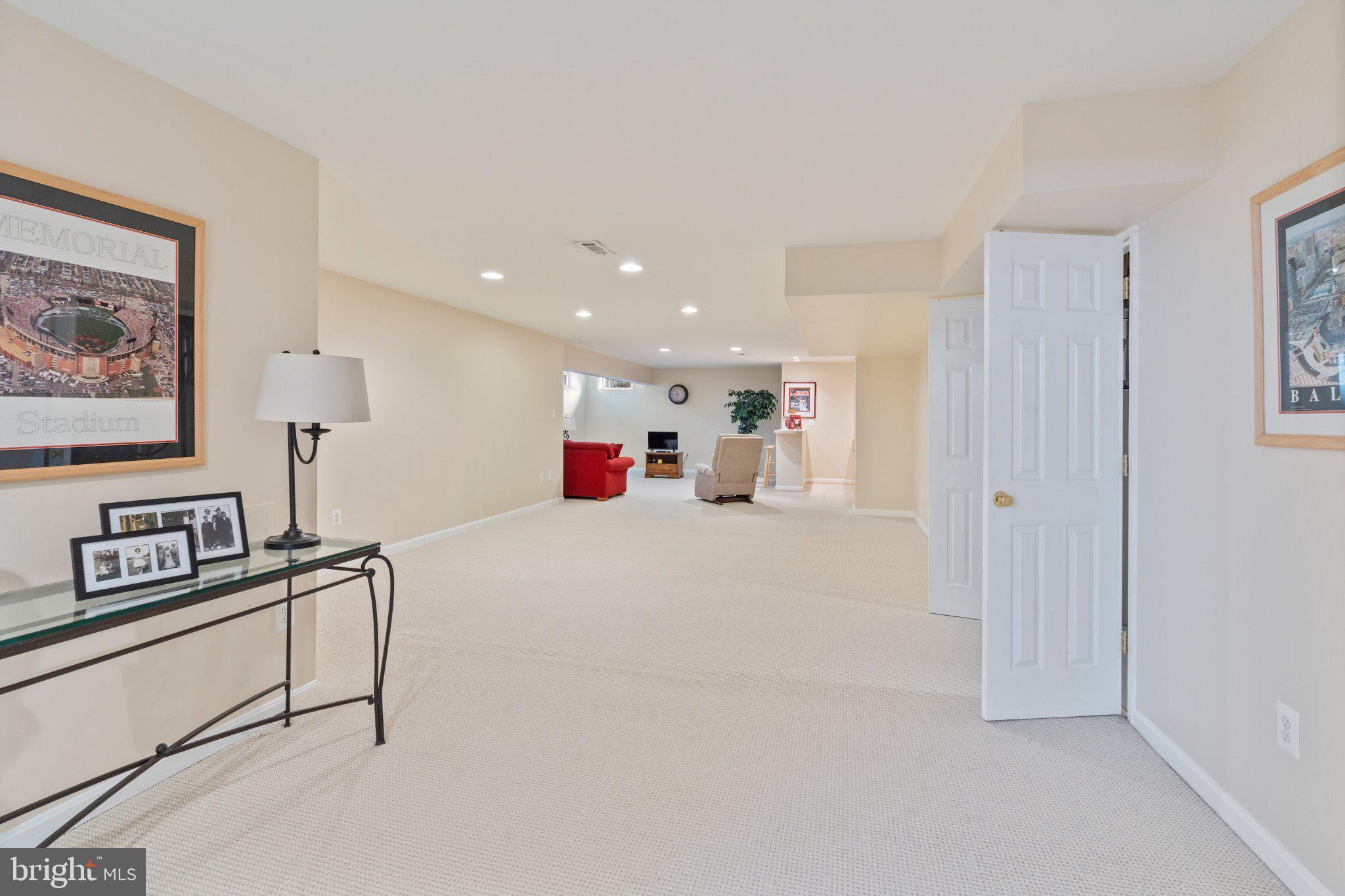 VINEYARD OAK - Residential