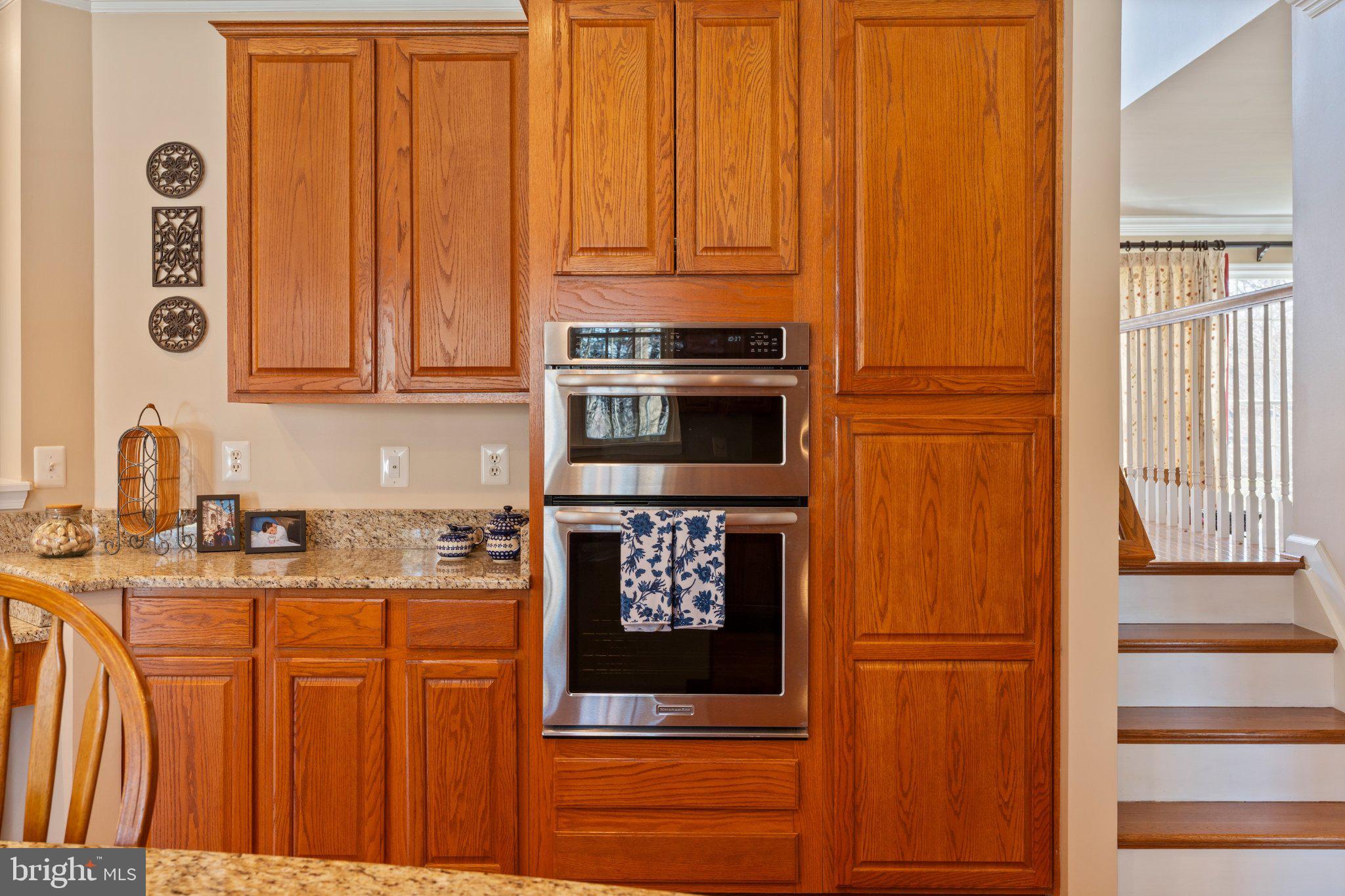 VINEYARD OAK - Residential