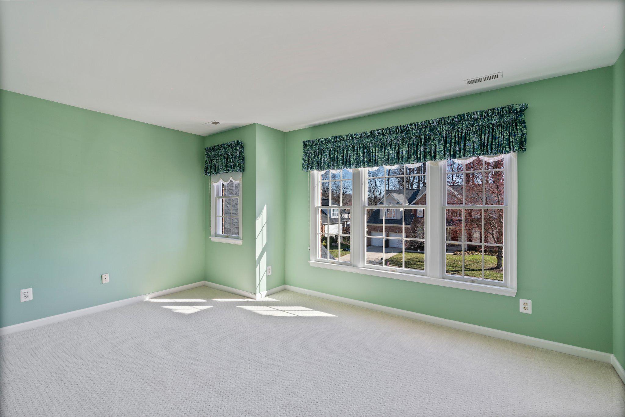 VINEYARD OAK - Residential