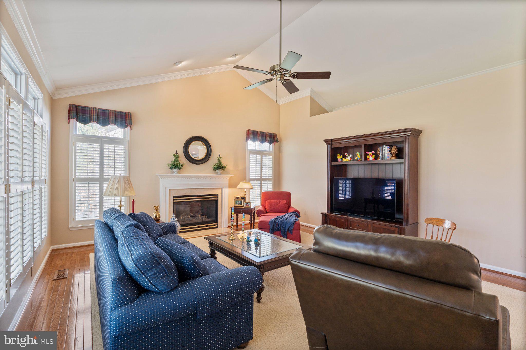 VINEYARD OAK - Residential