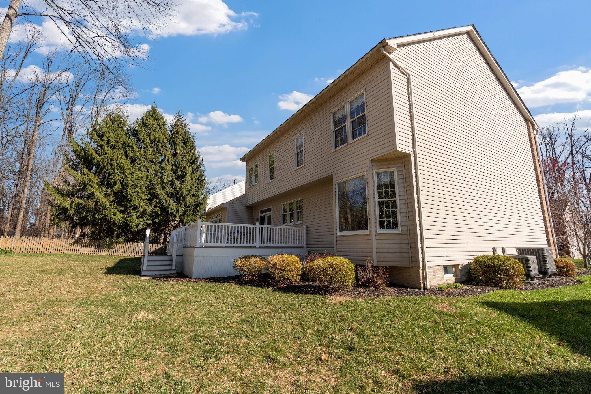 VINEYARD OAK - Residential