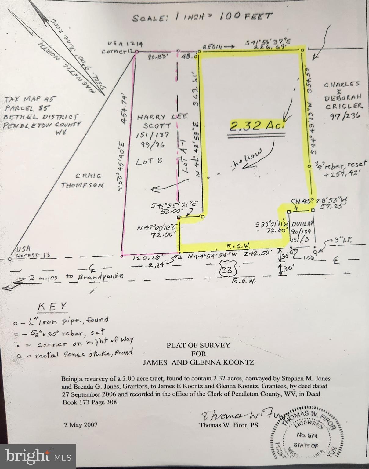 Main image without alt text