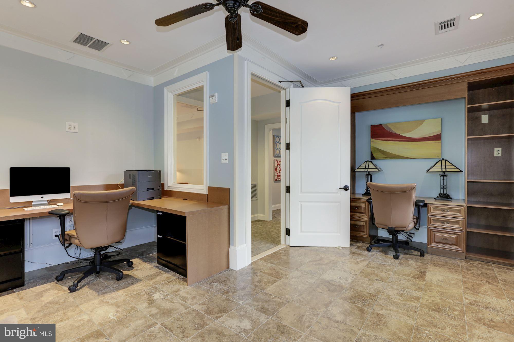NORTHWEST PARK - Commercial Sale
