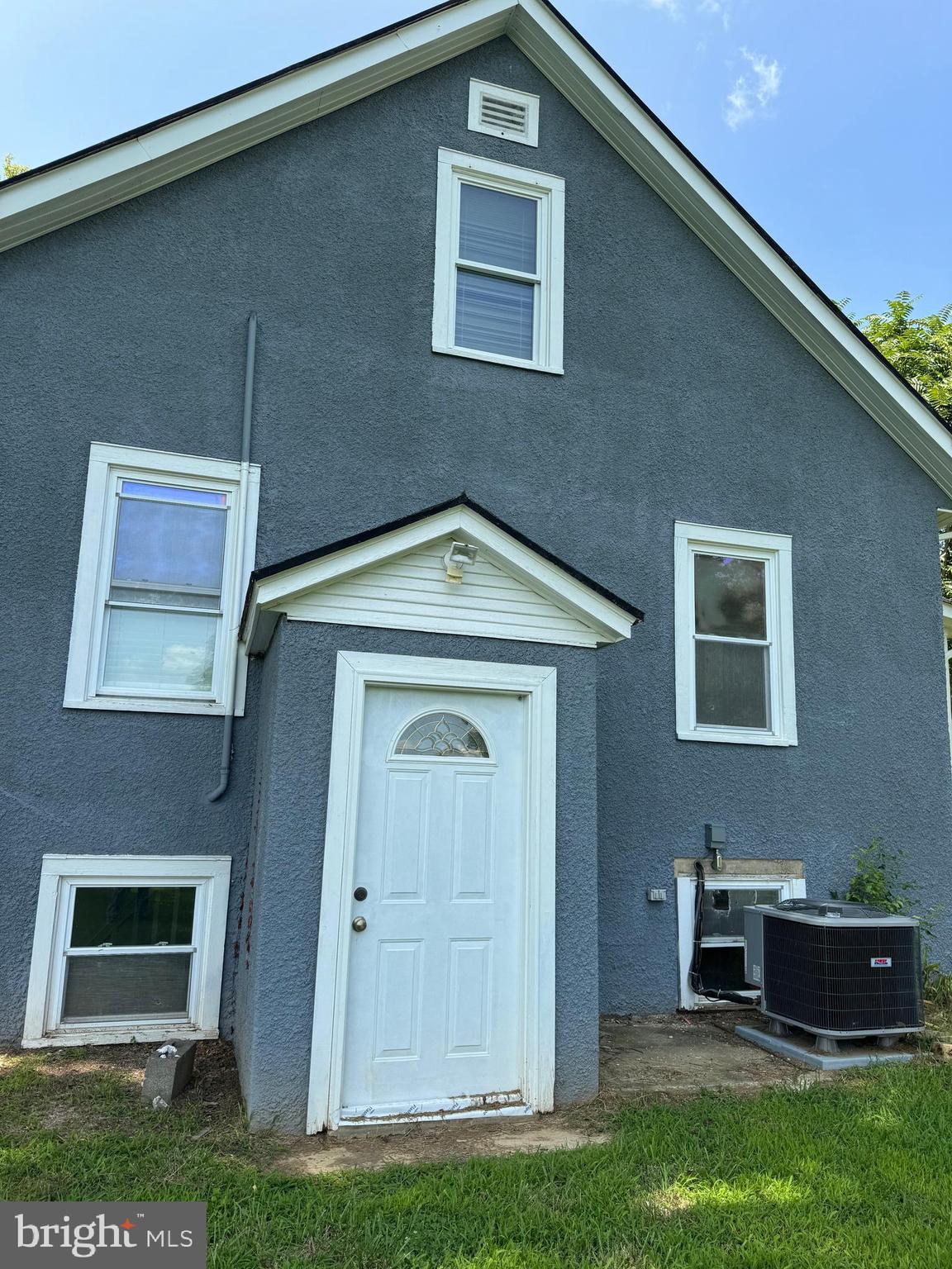 PORT ROYAL - Commercial Sale