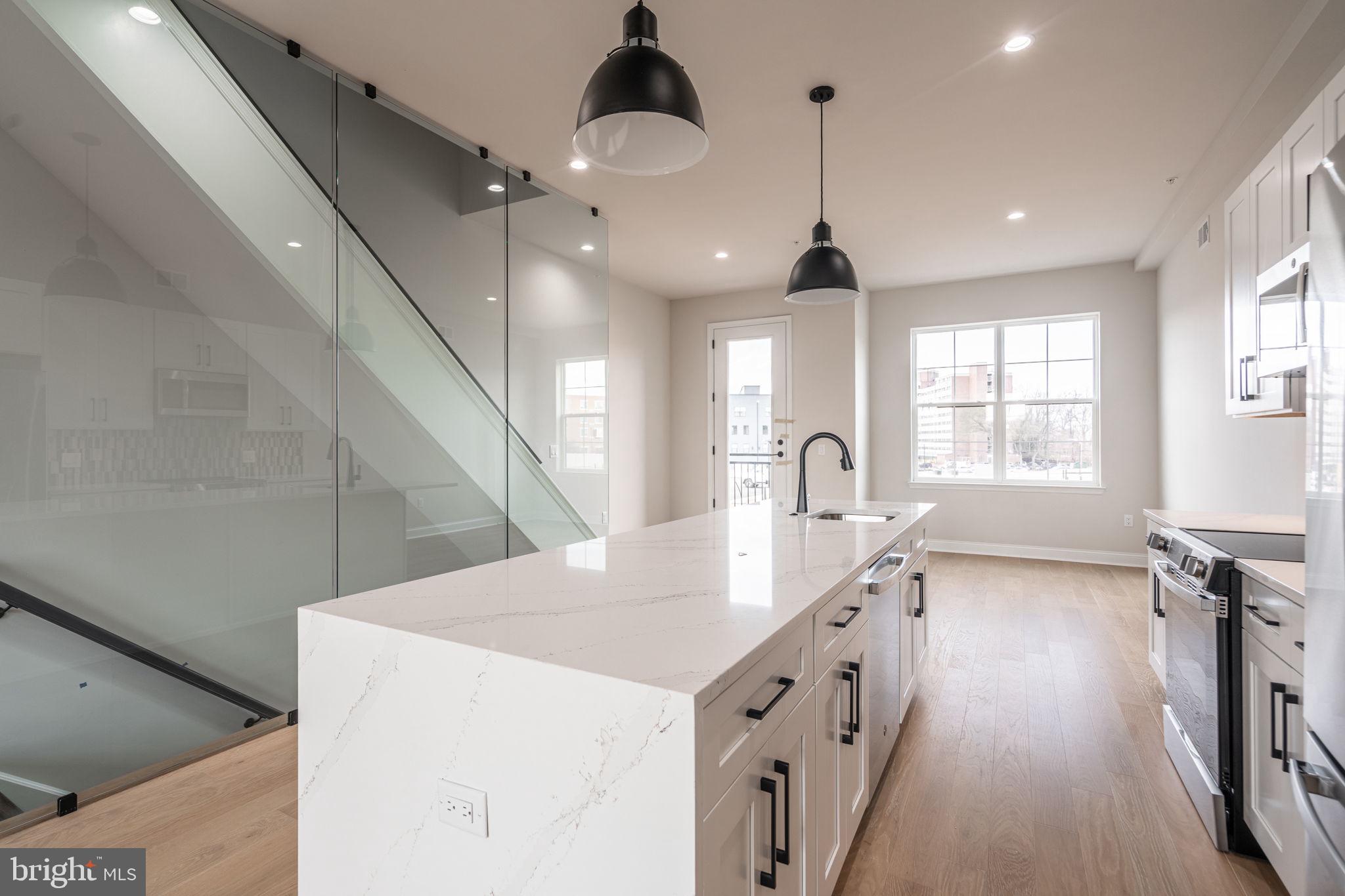 WYNNEFIELD HEIGHTS - Residential