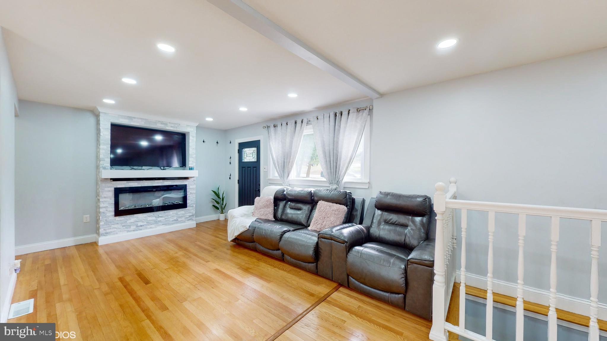 SUMAC FIELDS - Residential