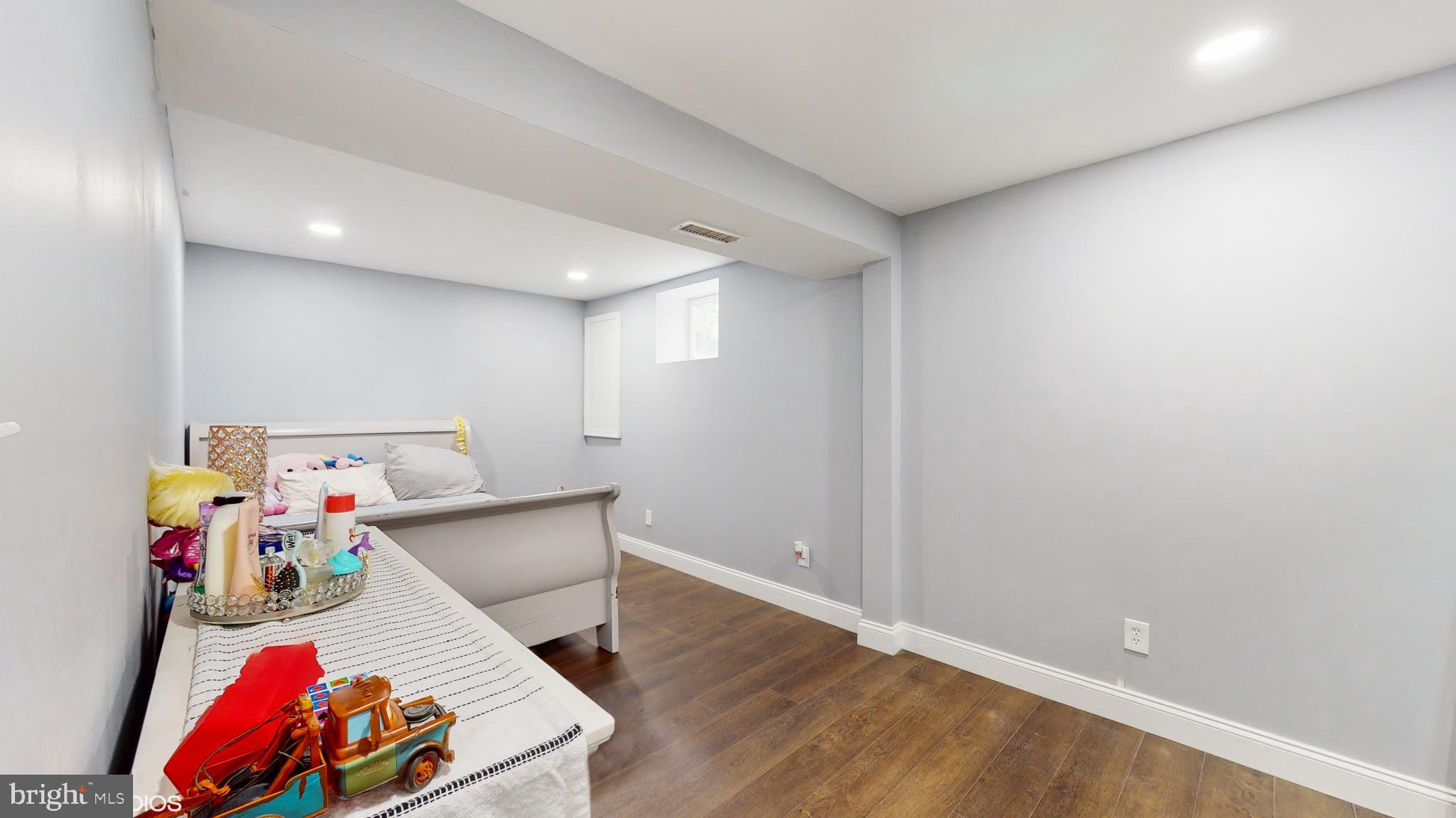 SUMAC FIELDS - Residential