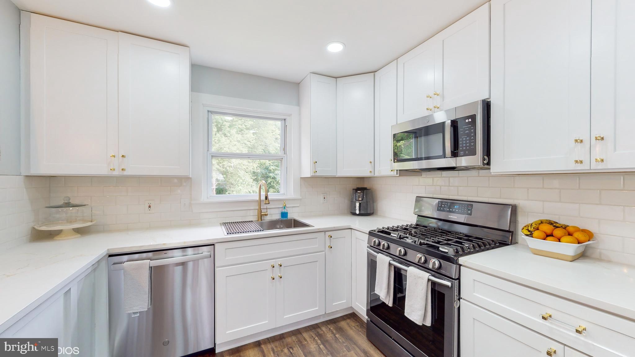 SUMAC FIELDS - Residential