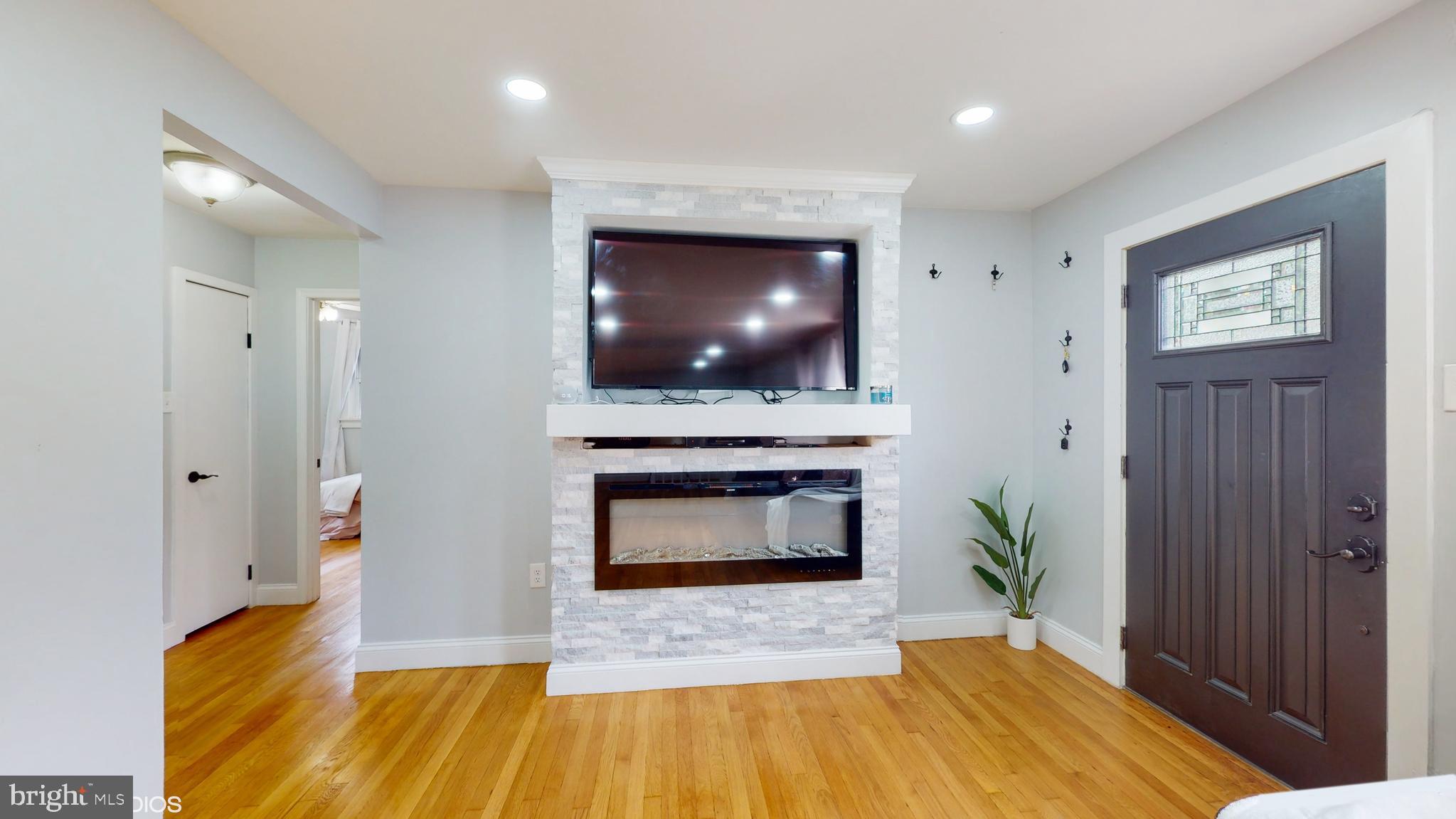 SUMAC FIELDS - Residential