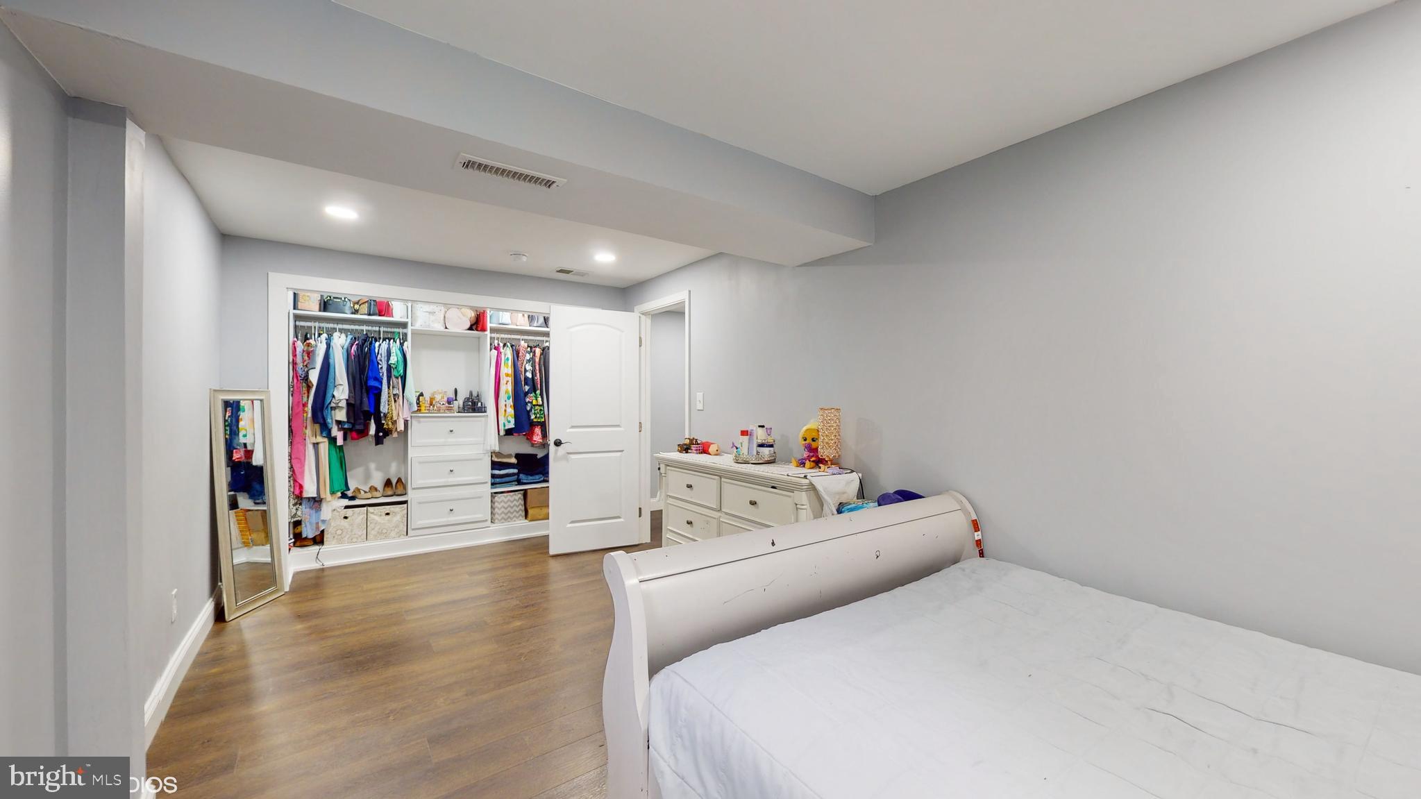 SUMAC FIELDS - Residential