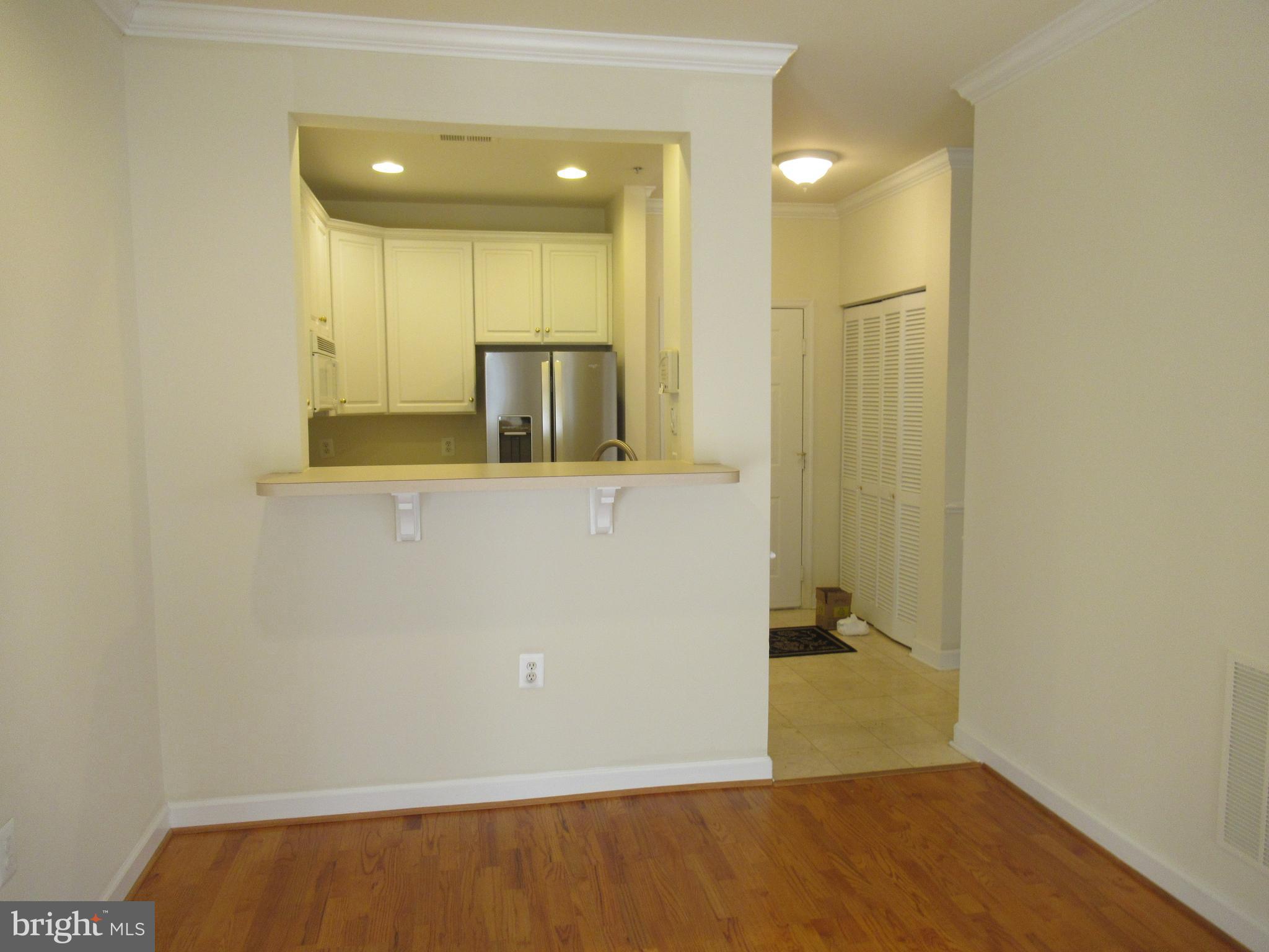 COURTHOUSE HILL - Residential Lease