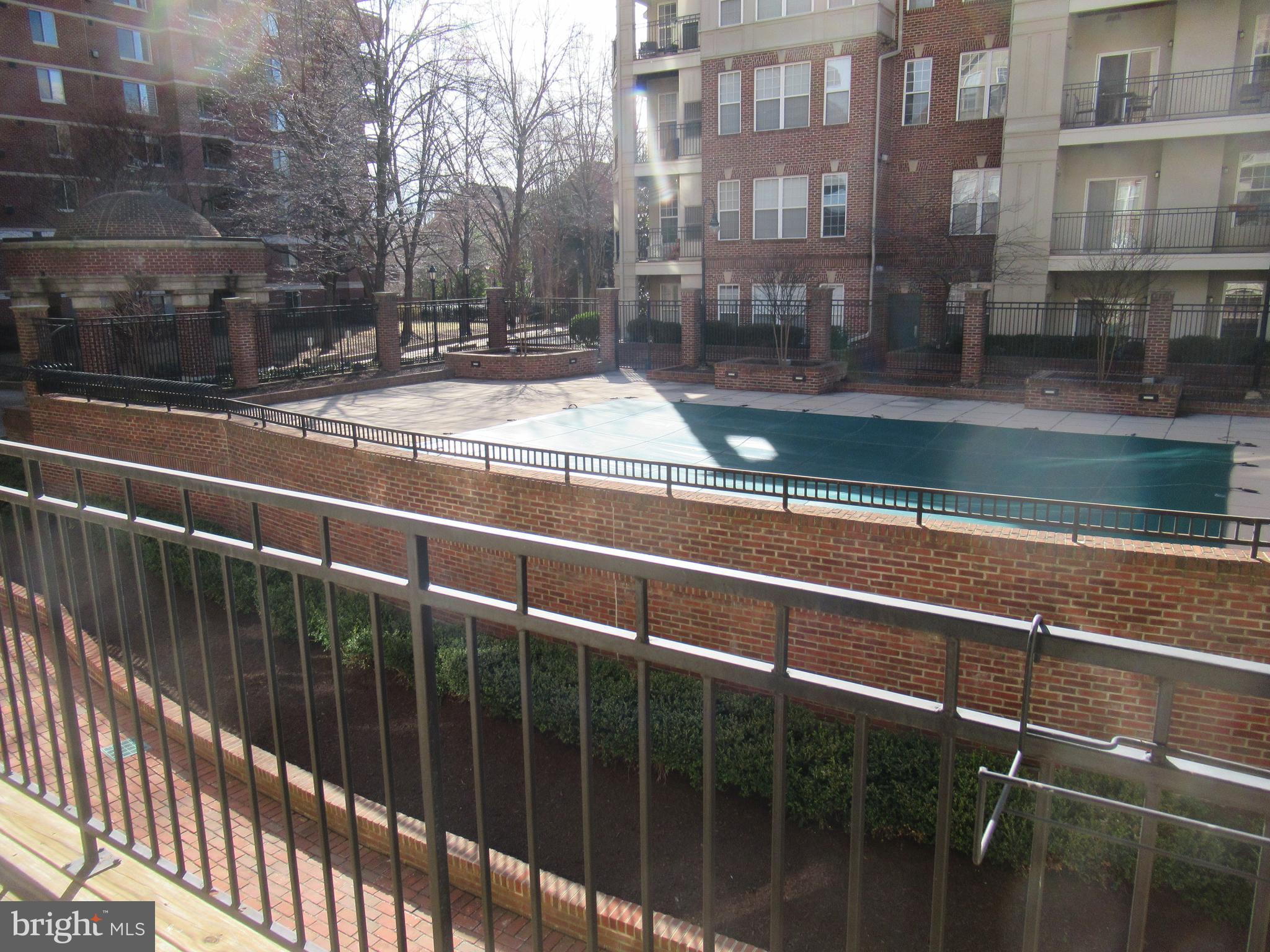 COURTHOUSE HILL - Residential Lease