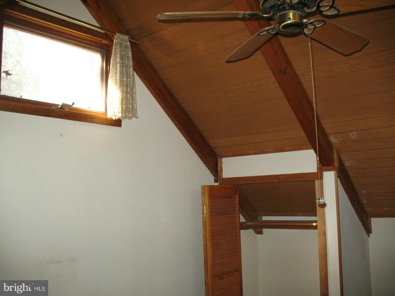 LAKEVIEW - Residential