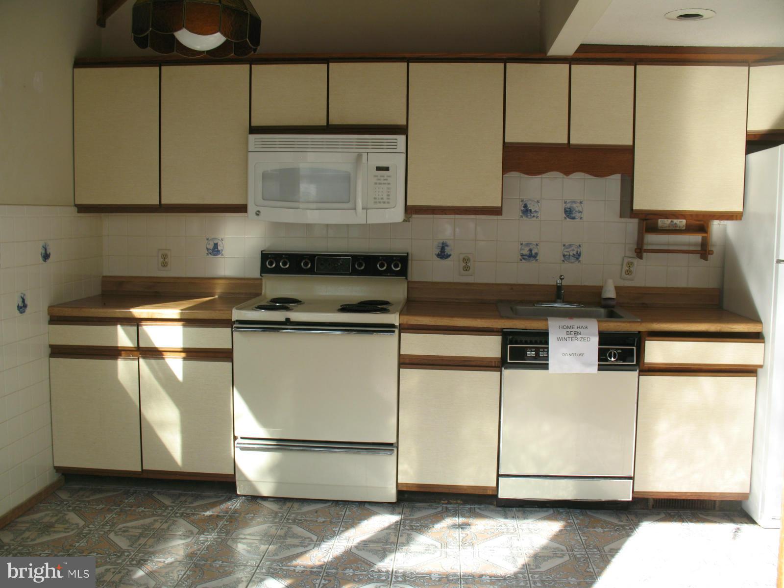 LAKEVIEW - Residential