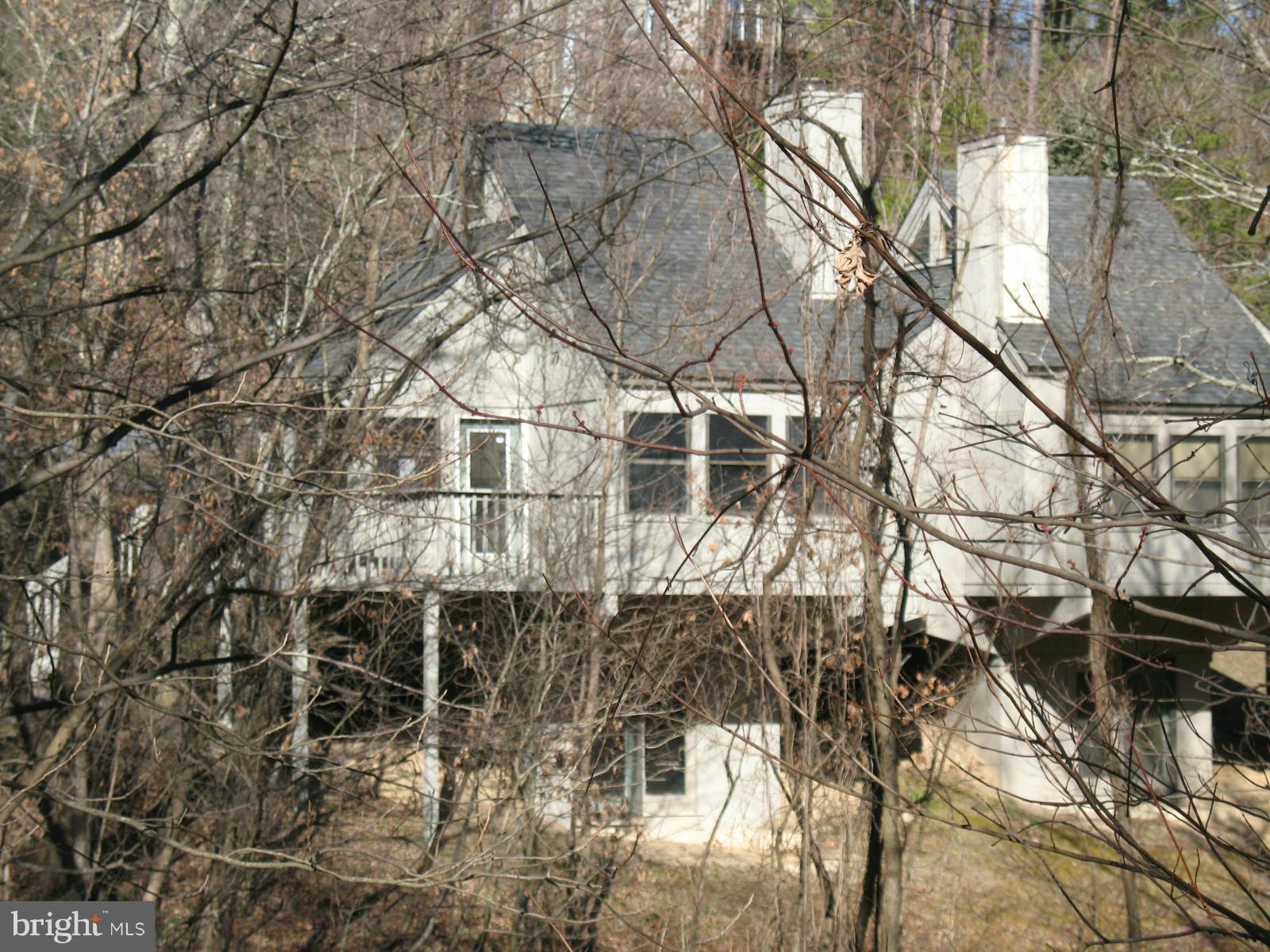 LAKEVIEW - Residential