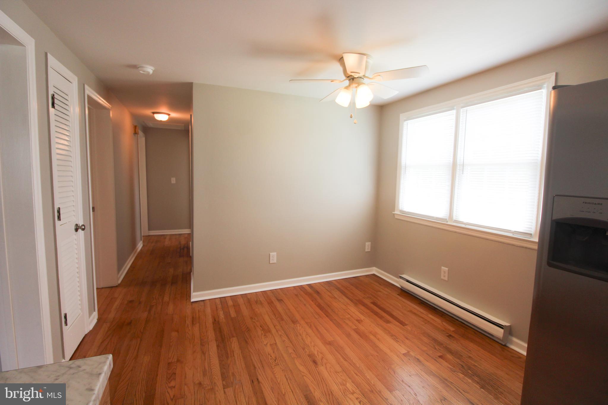 DUTCH LANE - Residential Lease