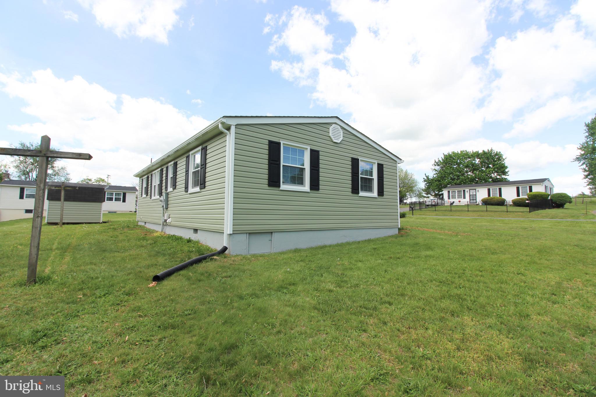 DUTCH LANE - Residential Lease