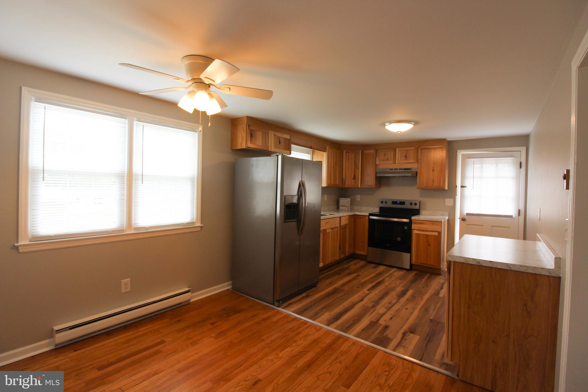 DUTCH LANE - Residential Lease