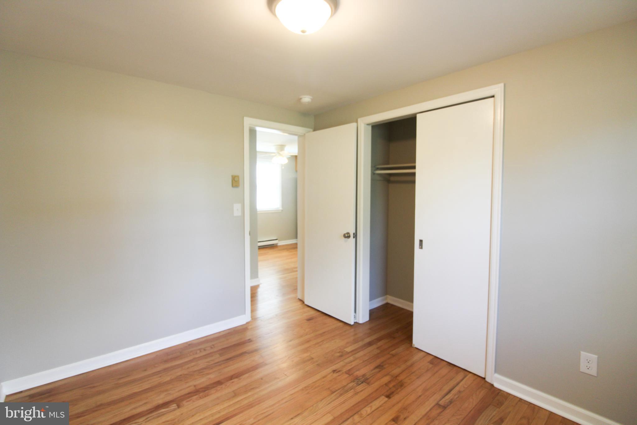 DUTCH LANE - Residential Lease