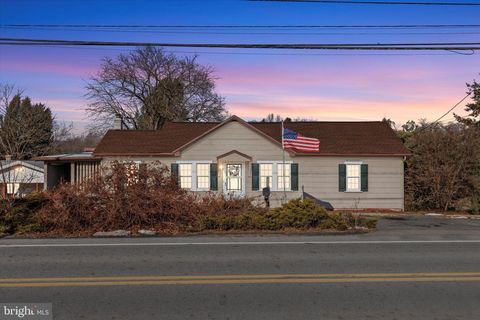 1365 ROUTE 209 MILLERSBURG PA 17061