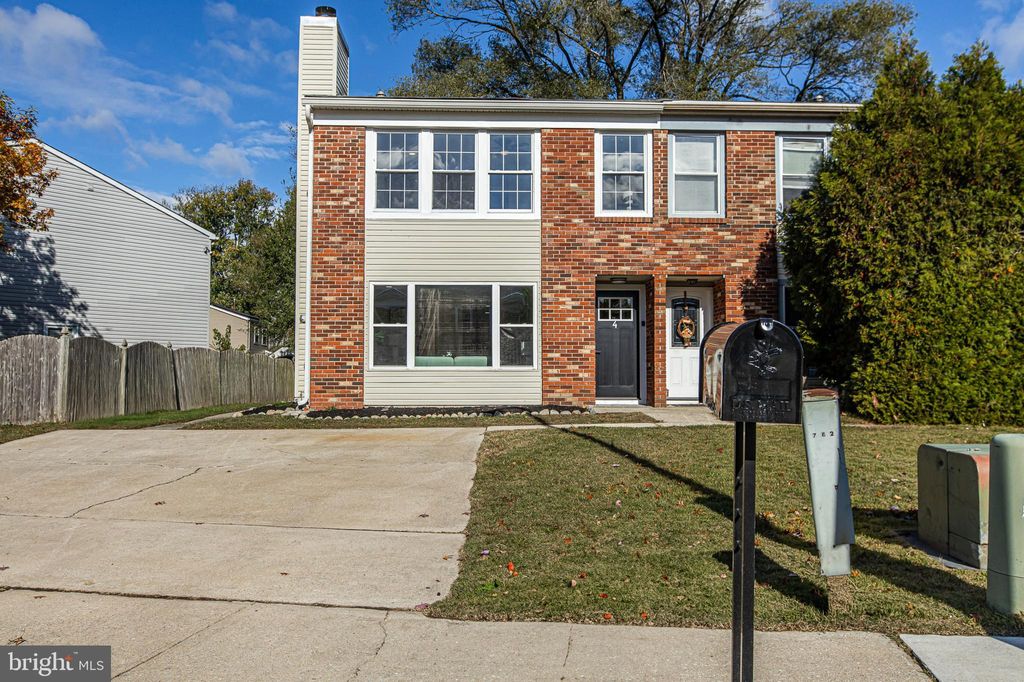 Photo of 4 Corvas Court, SEWELL, NJ 08080 (MLS # NJGL2065240)