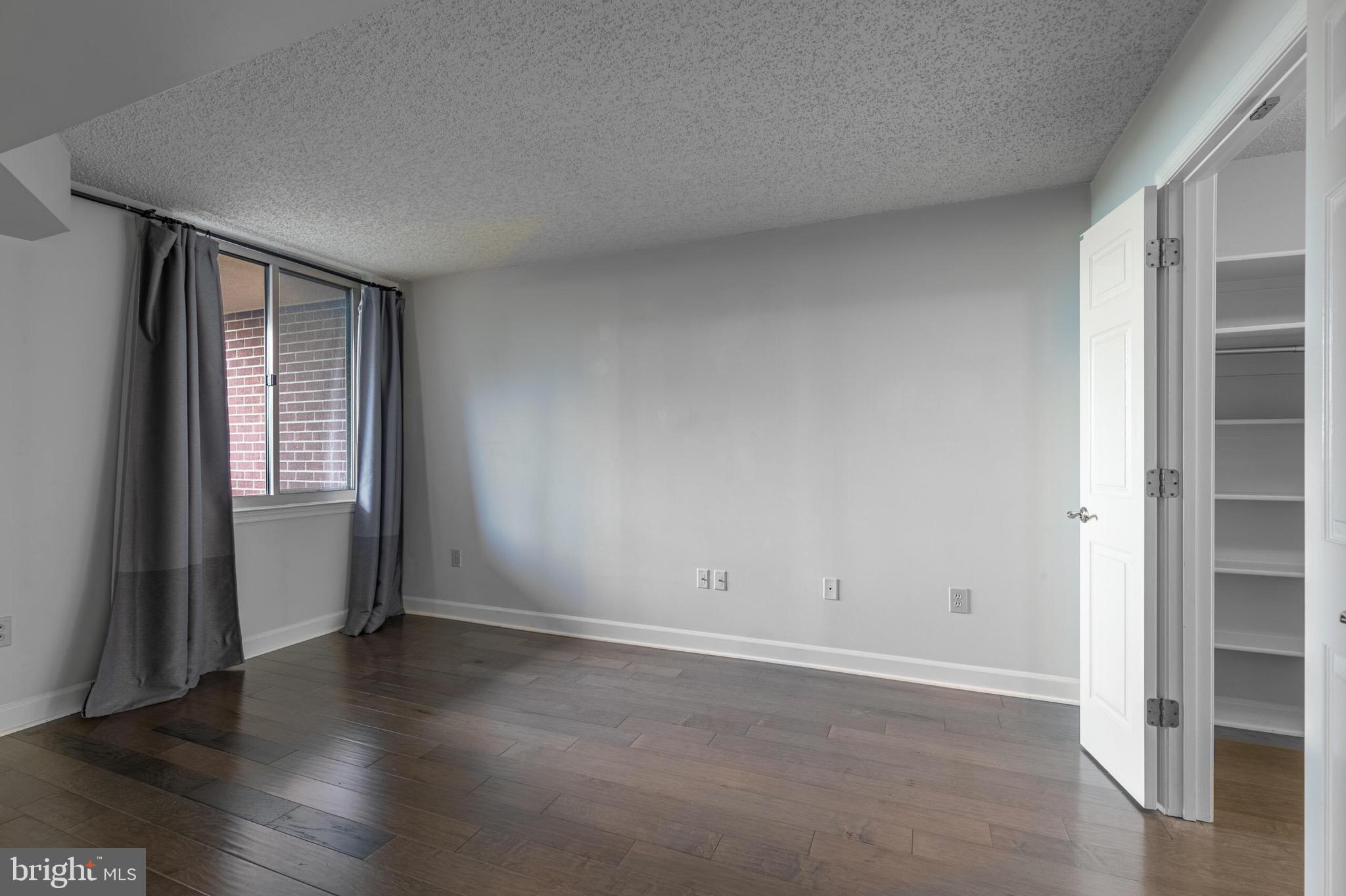 THE WILLIAMSBURG - Residential Lease