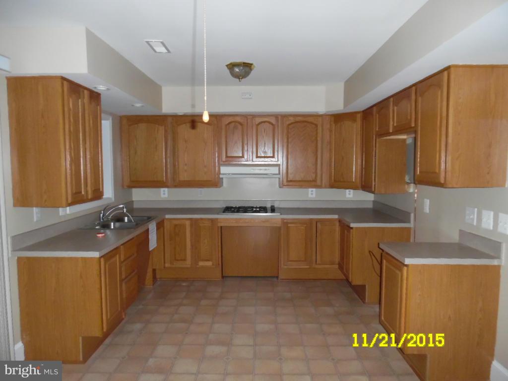 PERRY HALL ESTATES - Residential