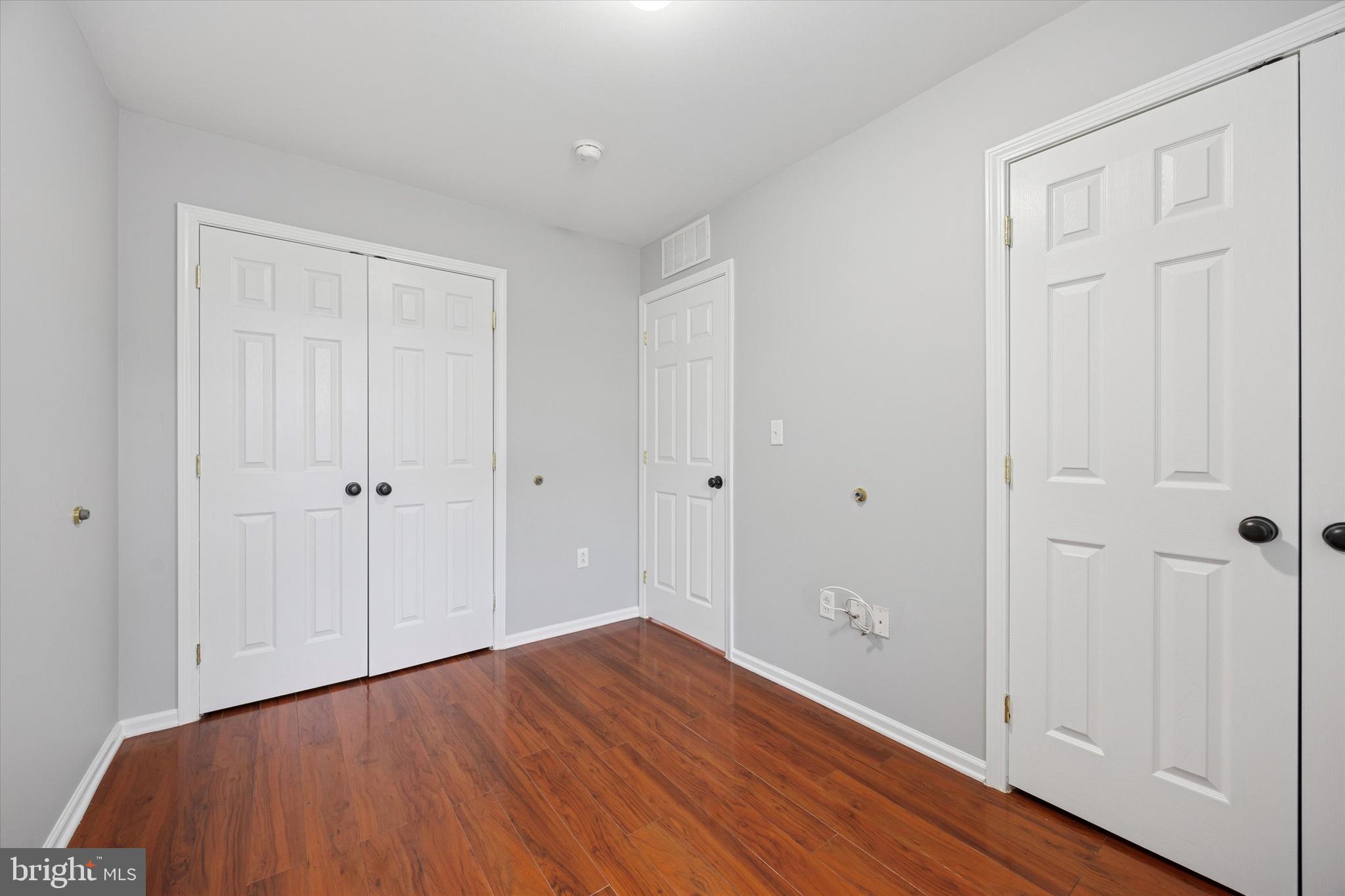 MILL CREEK - Residential