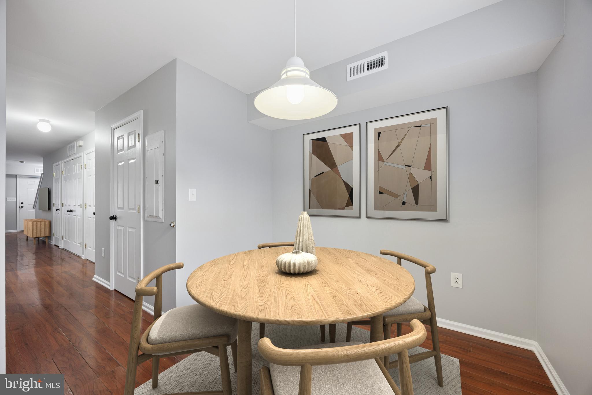 MILL CREEK - Residential