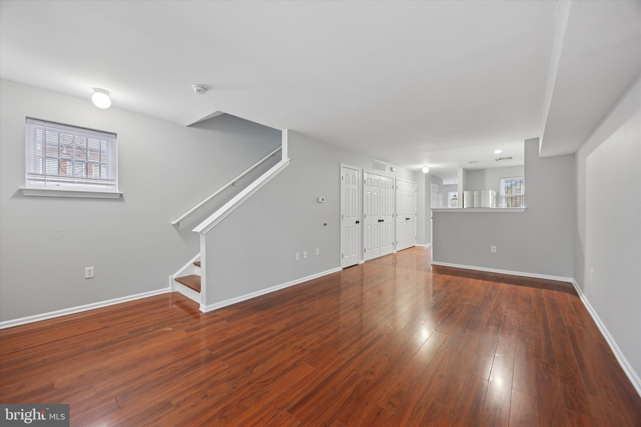 MILL CREEK - Residential