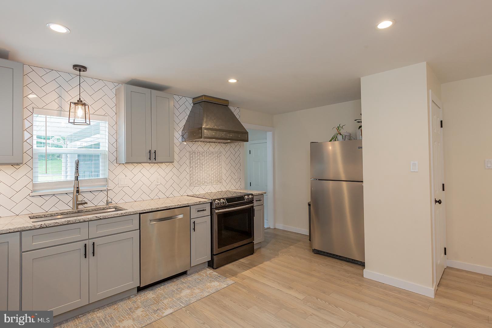 BRUNNERVILLE - Residential