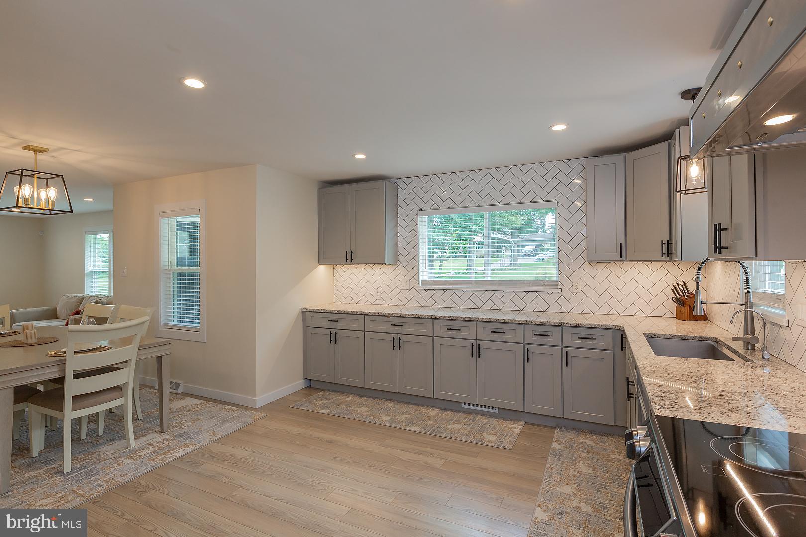 BRUNNERVILLE - Residential