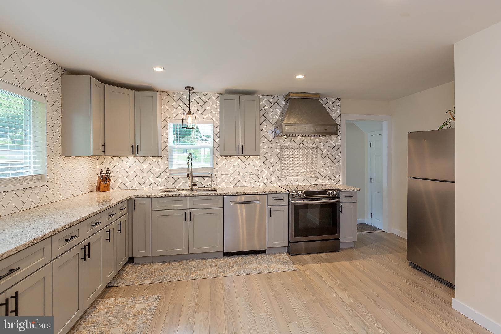 BRUNNERVILLE - Residential