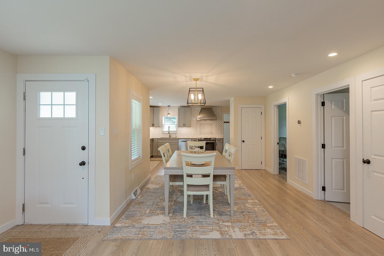 BRUNNERVILLE - Residential