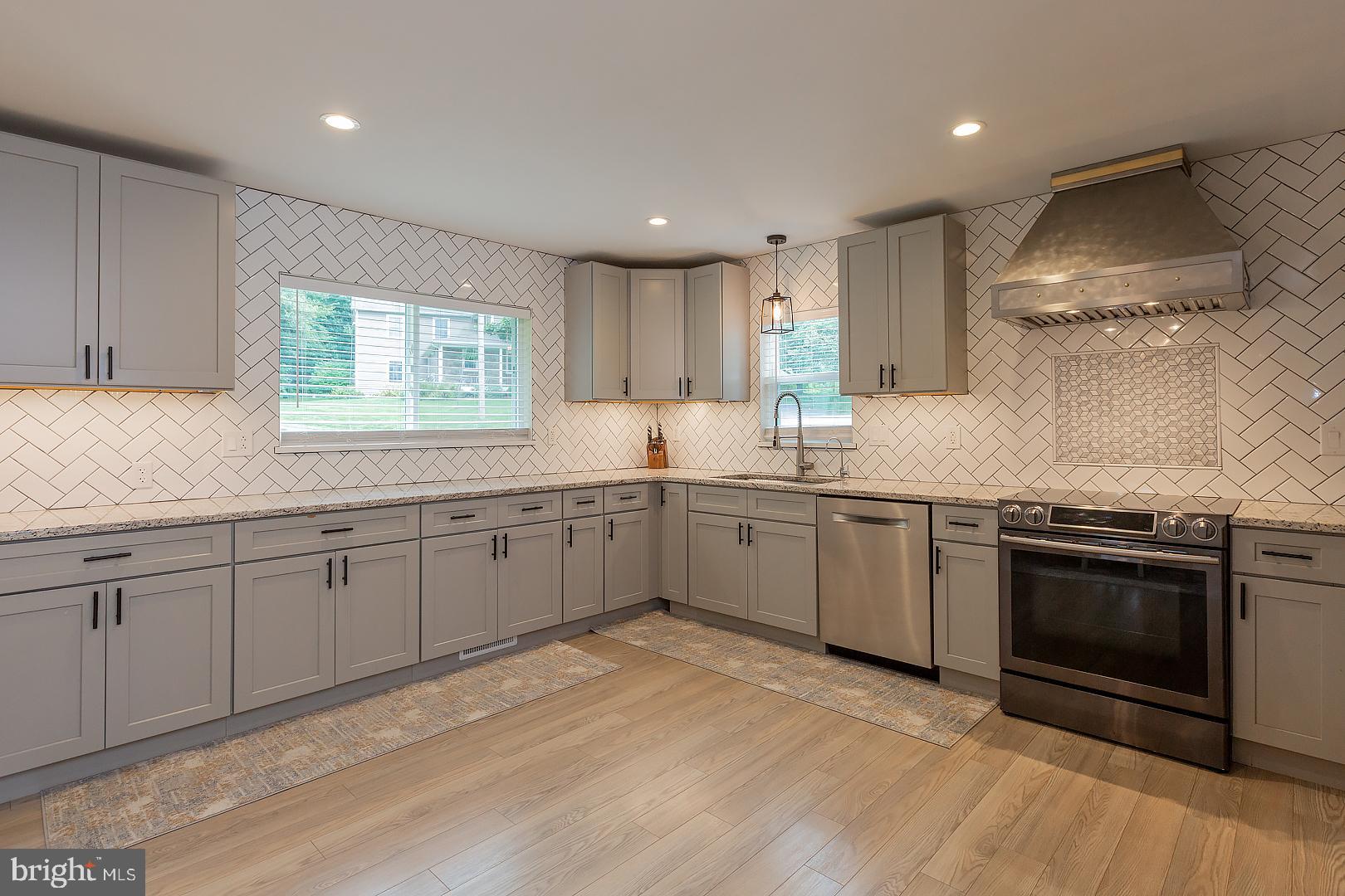 BRUNNERVILLE - Residential