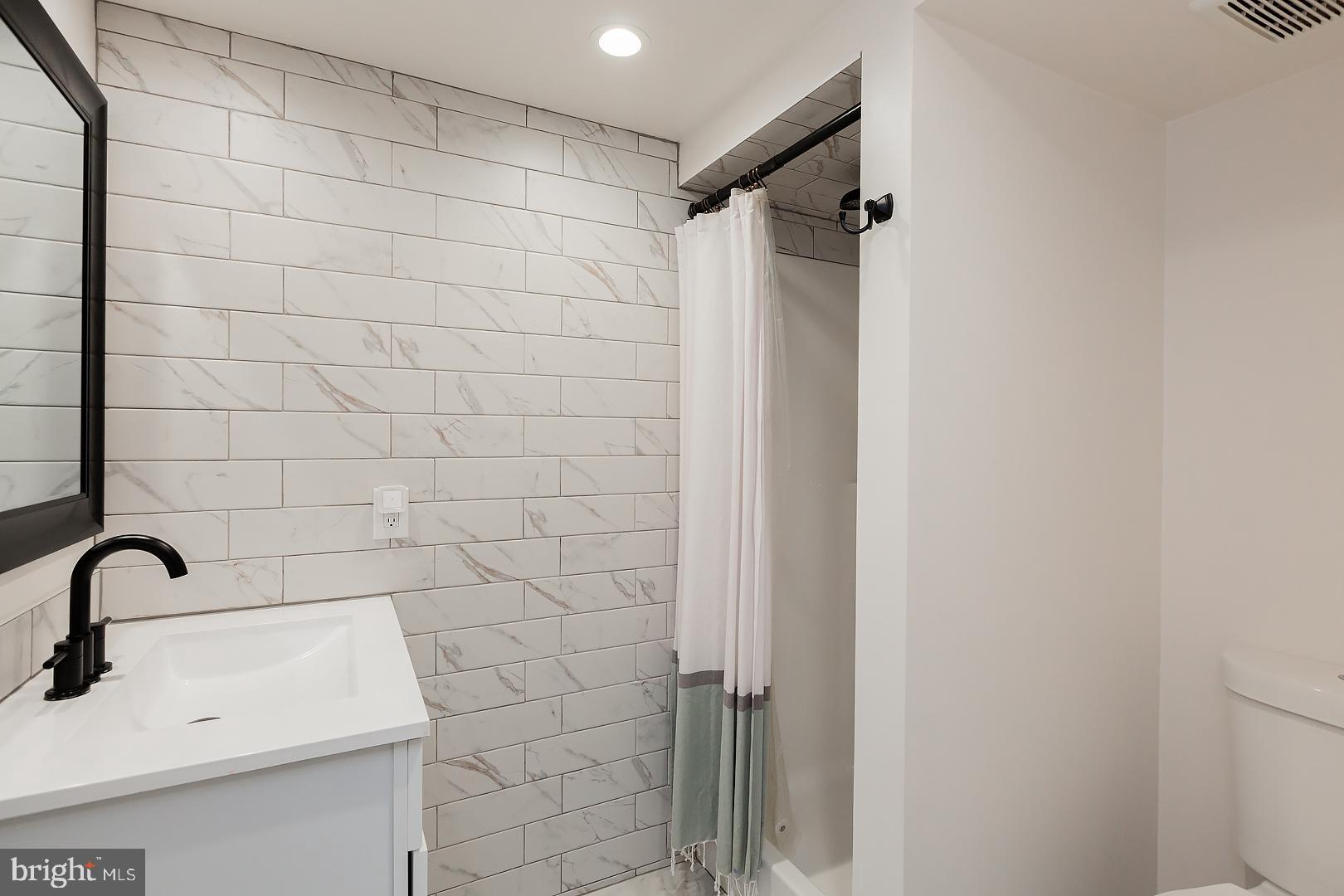 BRUNNERVILLE - Residential