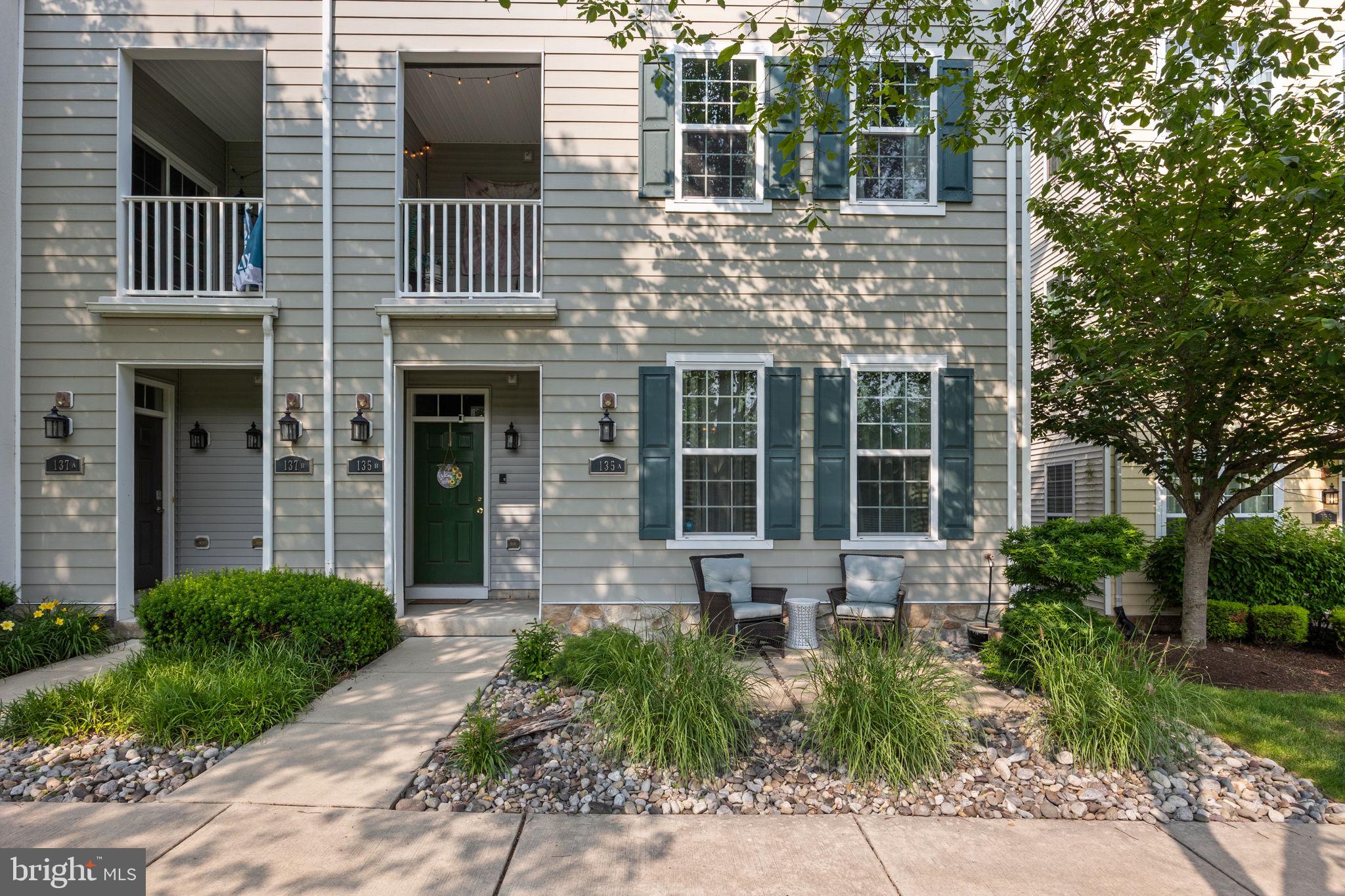 WATERSIDE - Residential