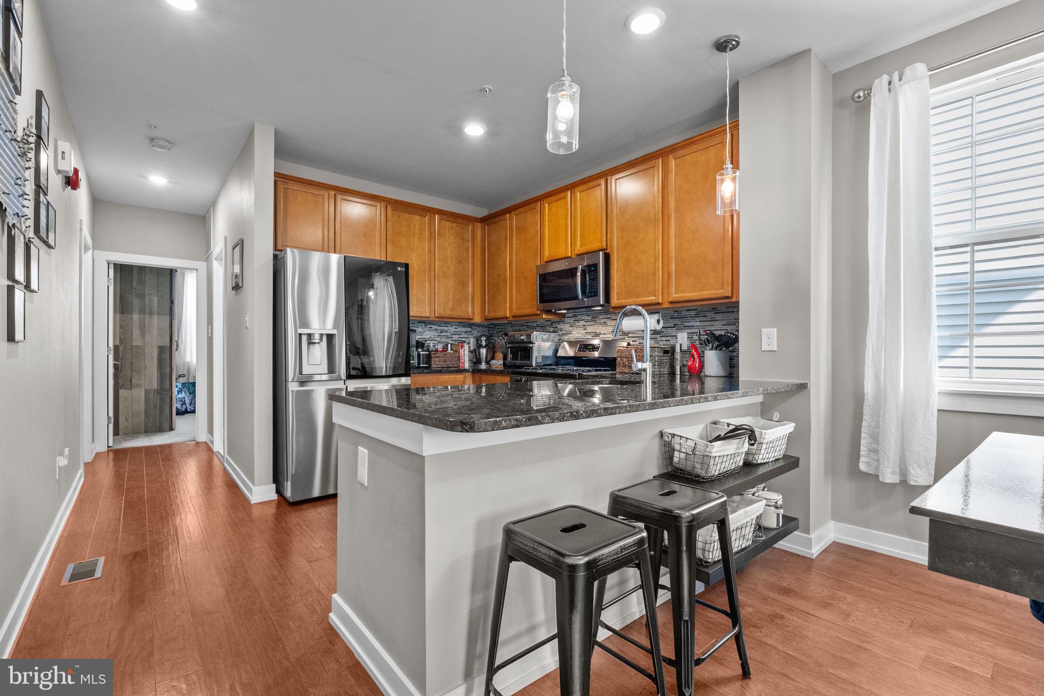 WATERSIDE - Residential