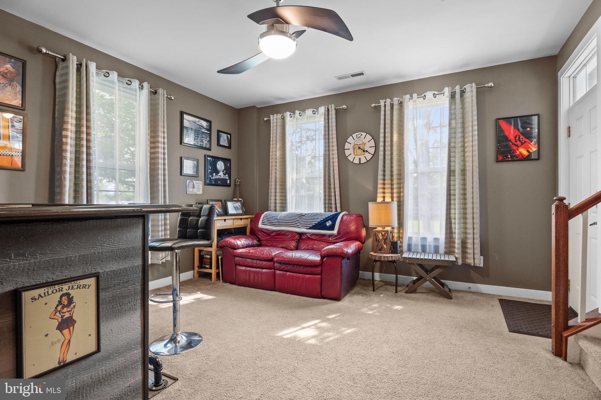 WATERSIDE - Residential