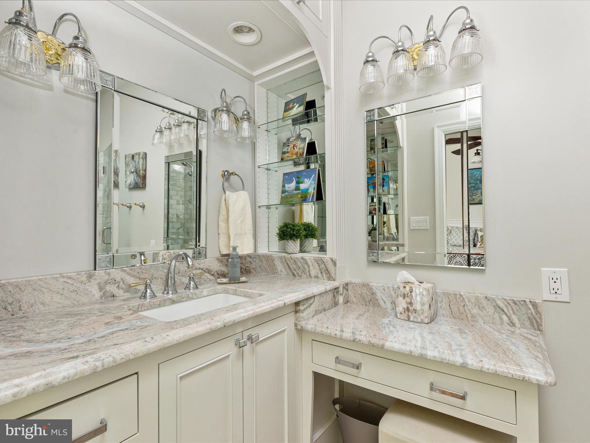 SUNRISE BAY - Residential