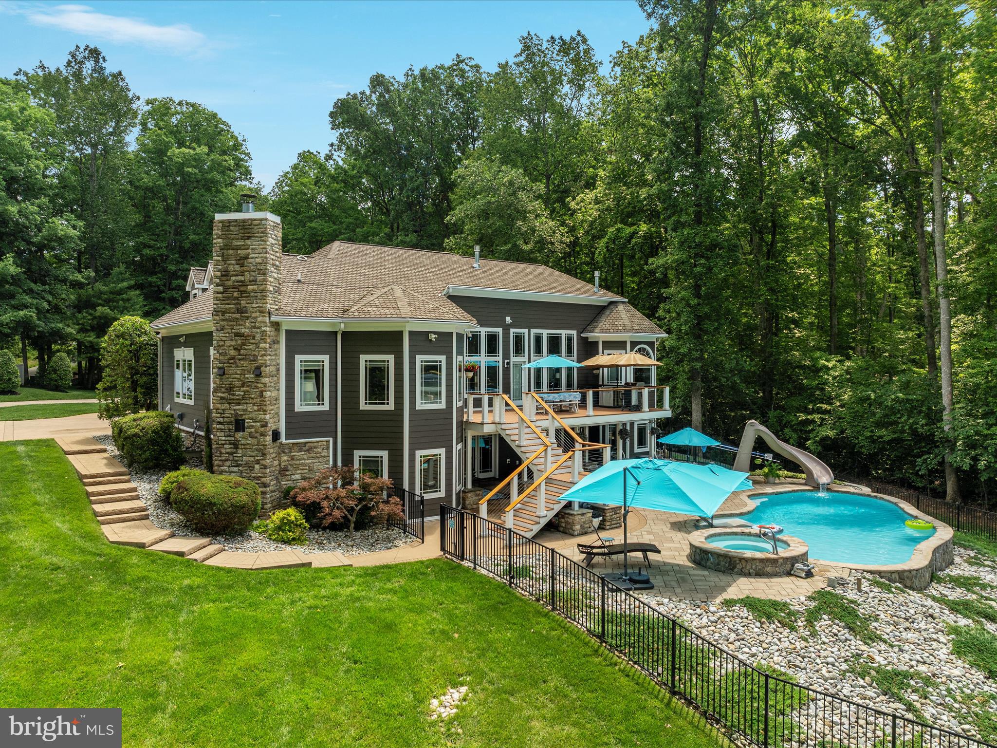 SUNRISE BAY - Residential