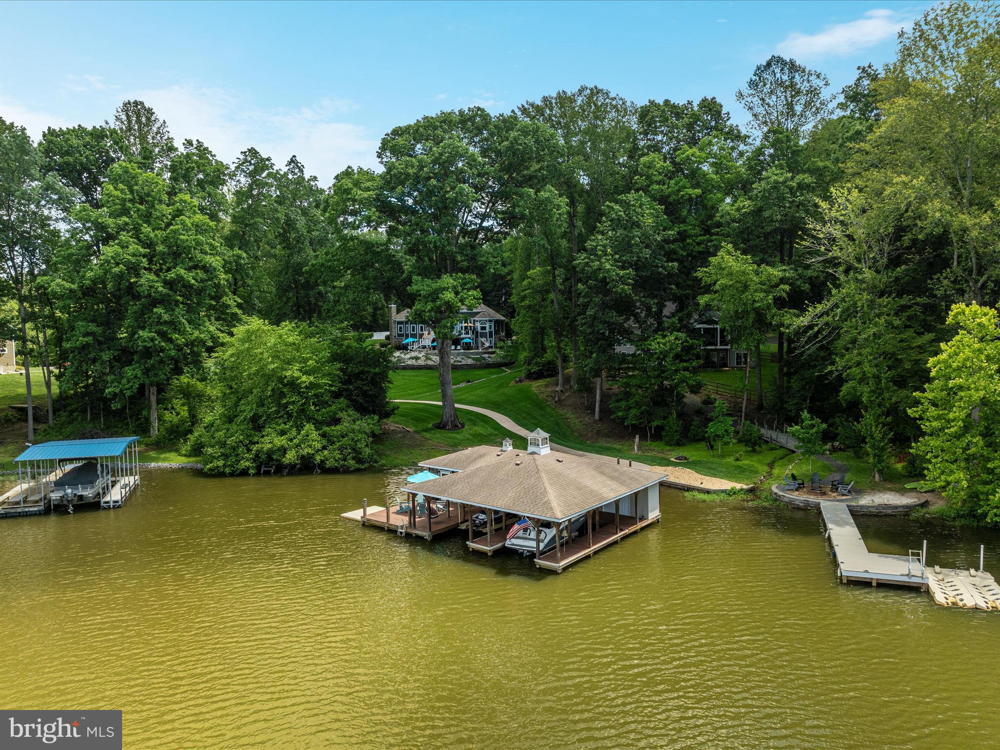 SUNRISE BAY - Residential