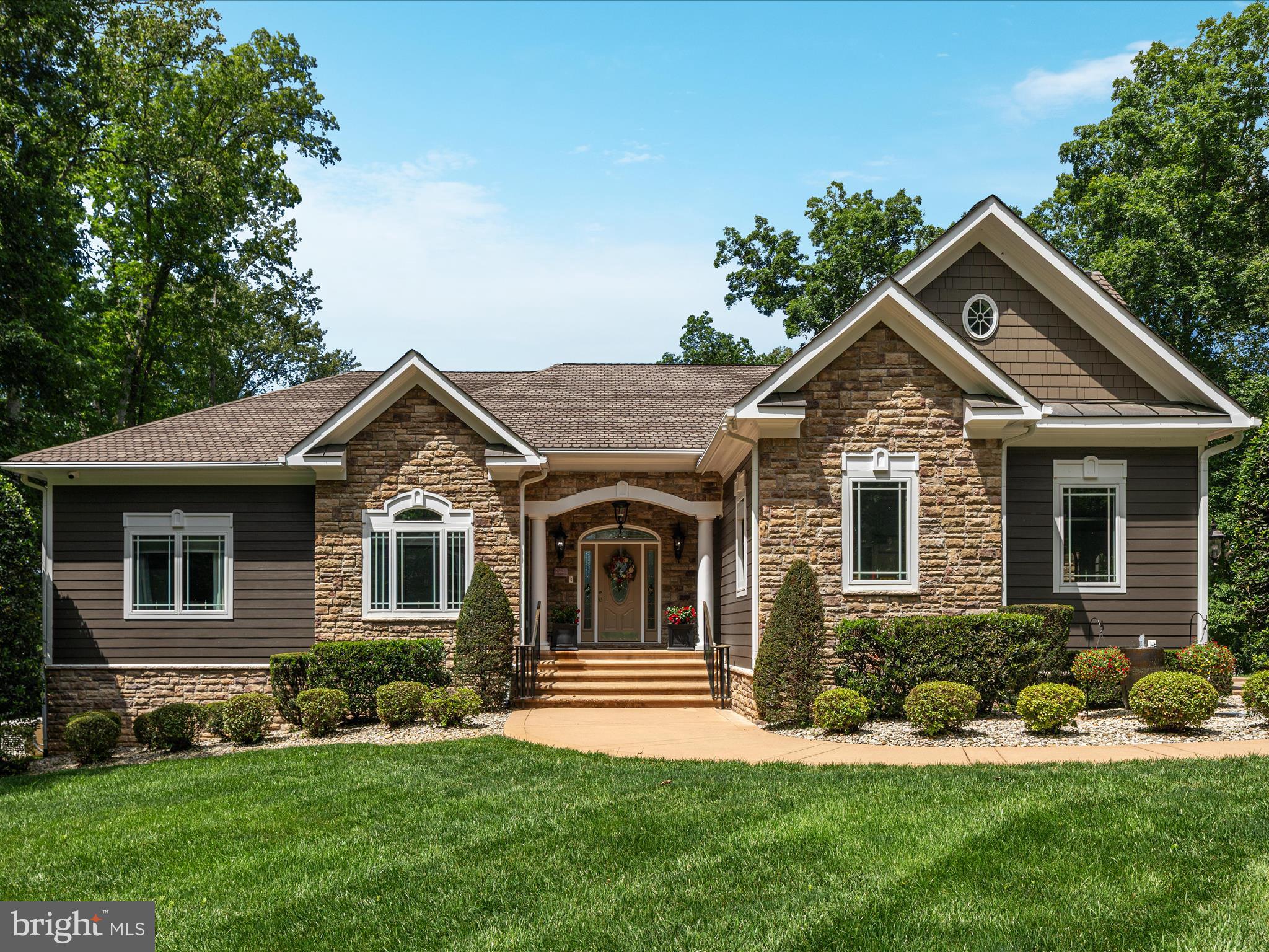 6723 WATER VIEW LANE